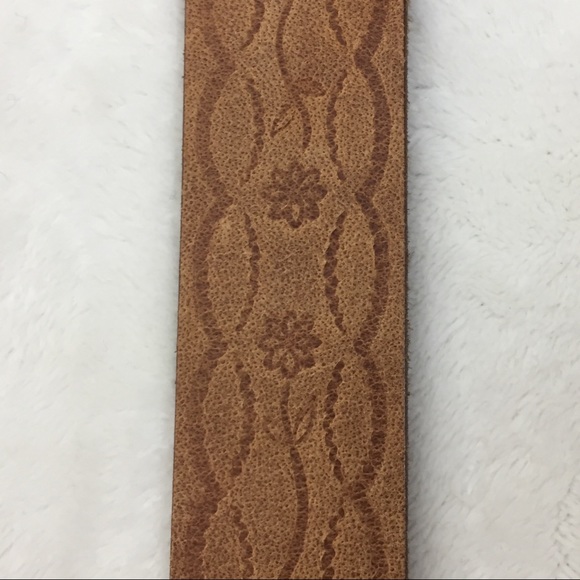 Brazilian Leather Belt Tan Embossed Floral Small - Picture 3 of 8